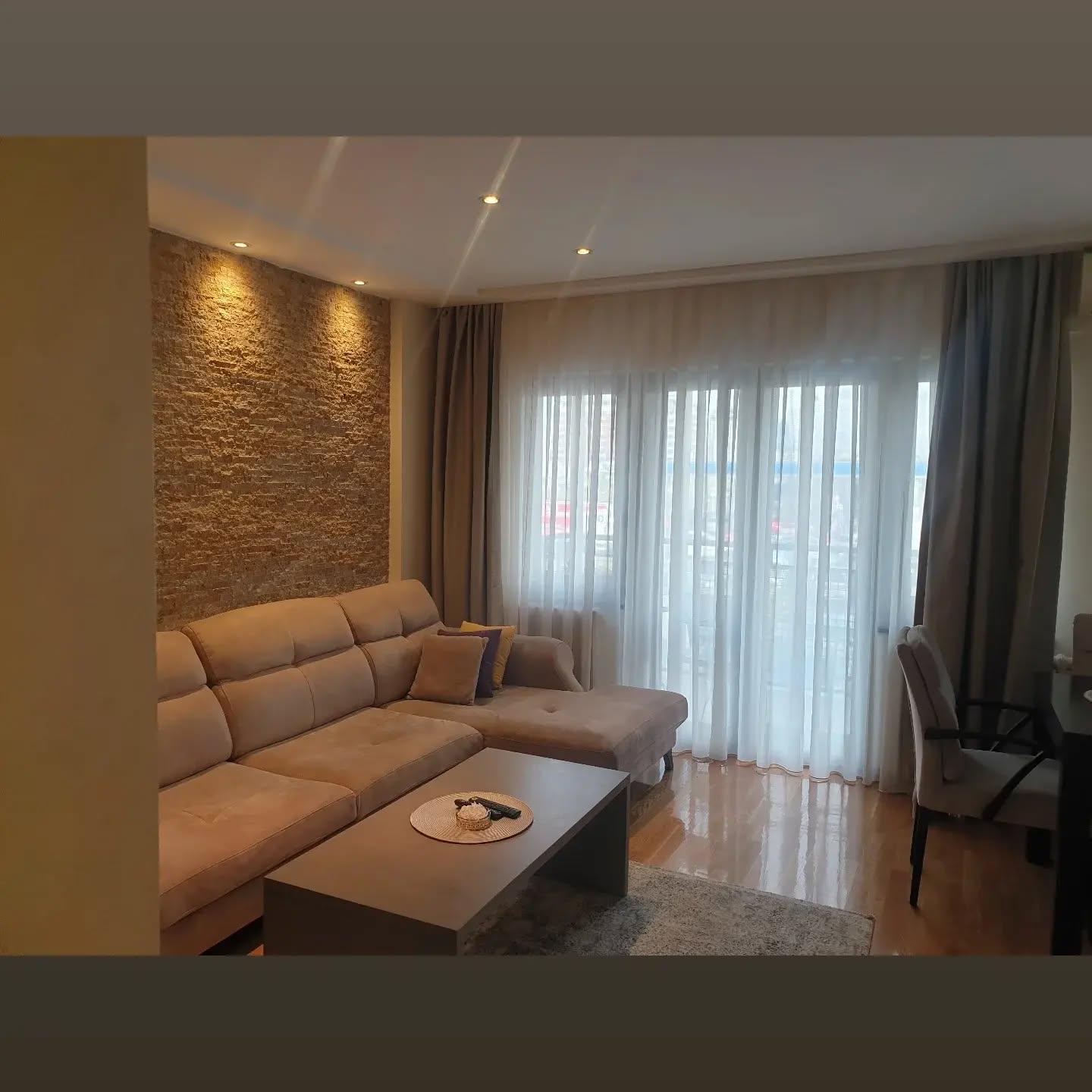 Gallery Image 72